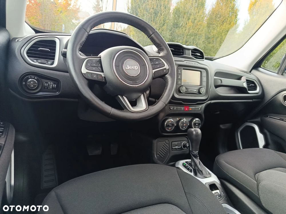 Jeep Renegade 1.4 MultiAir DSG Longitude - 34