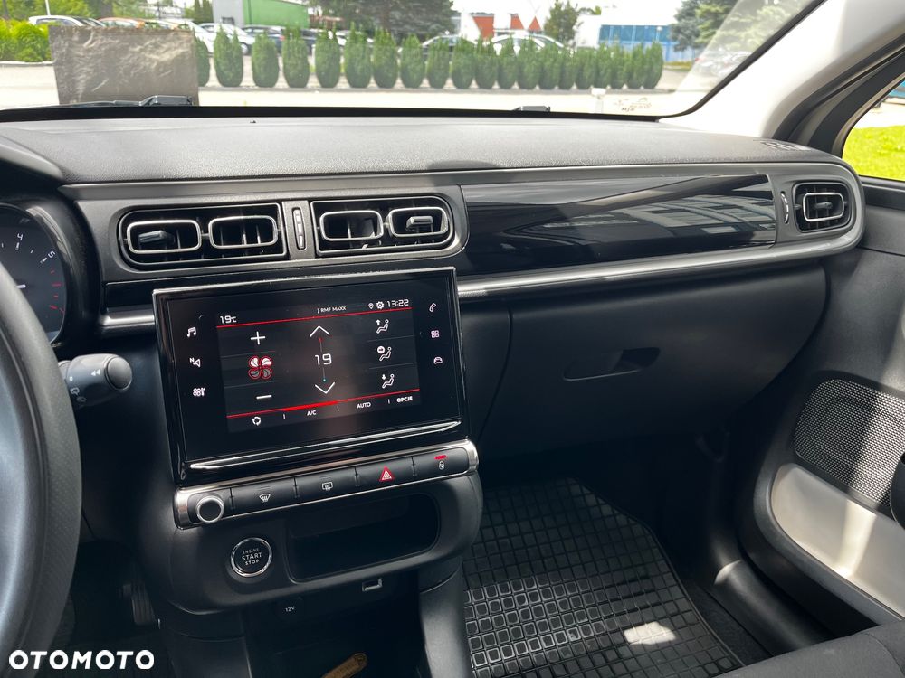 Citroën C3 1.2 PureTech Shine - 18