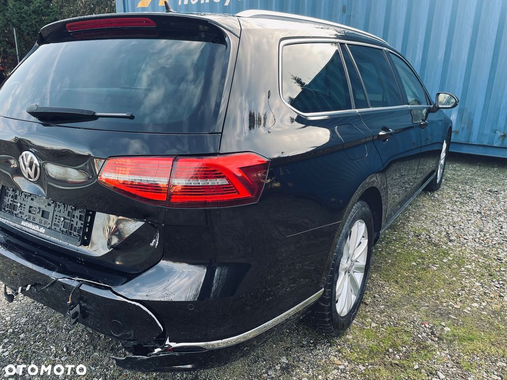 Volkswagen Passat 2.0 TDI (BlueMotion Technology) Highline - 15