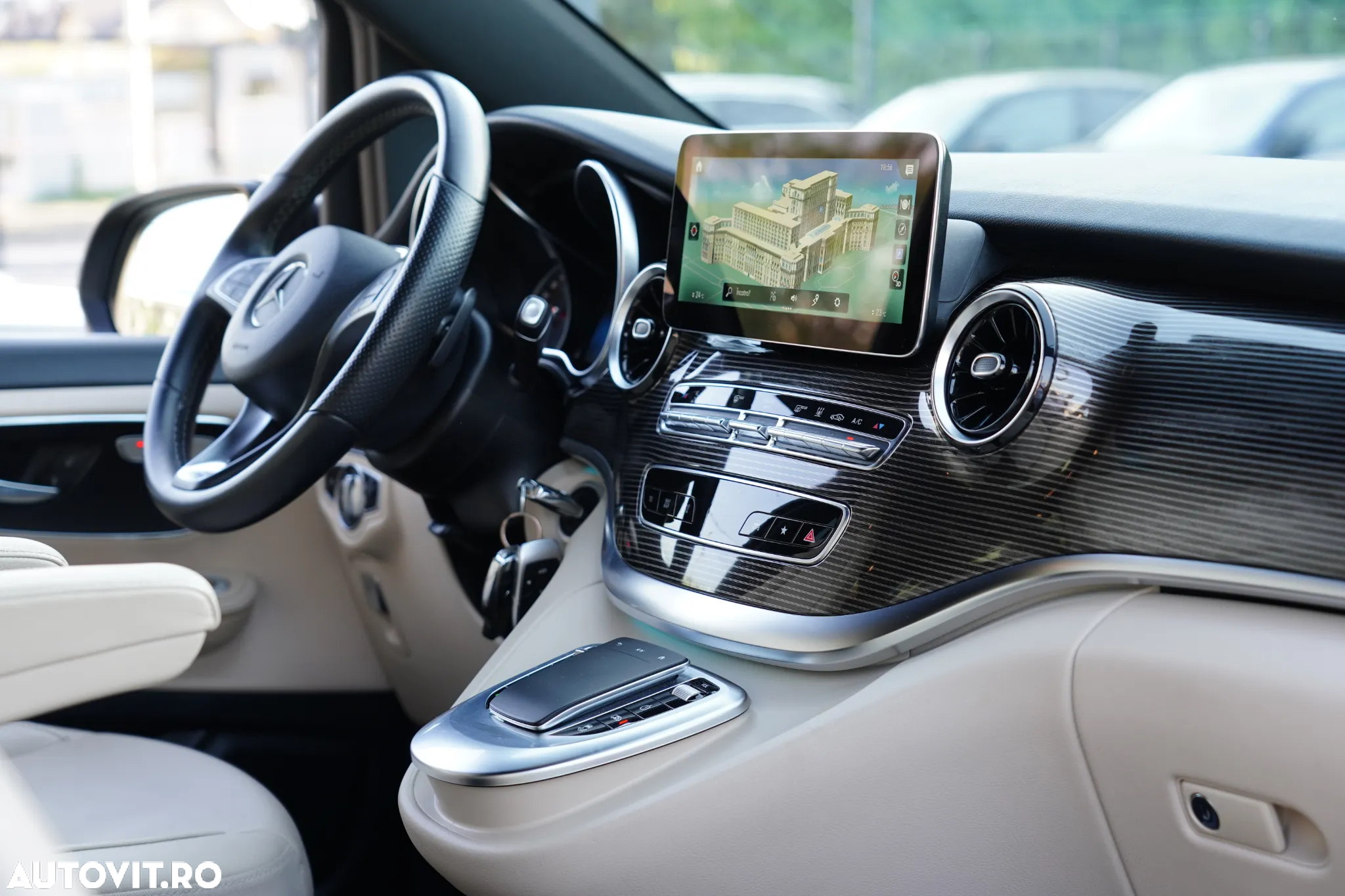 Mercedes-Benz V 250 d extralang 4Matic 9G-TRONIC Avantgarde Edition 2023 - 9