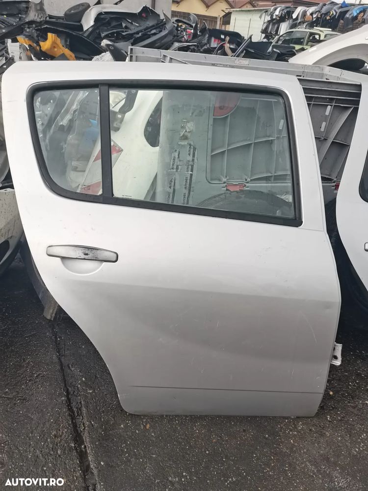 Portiera usa dreapta spate Dacia Sandero 2008 - 2012 - 1