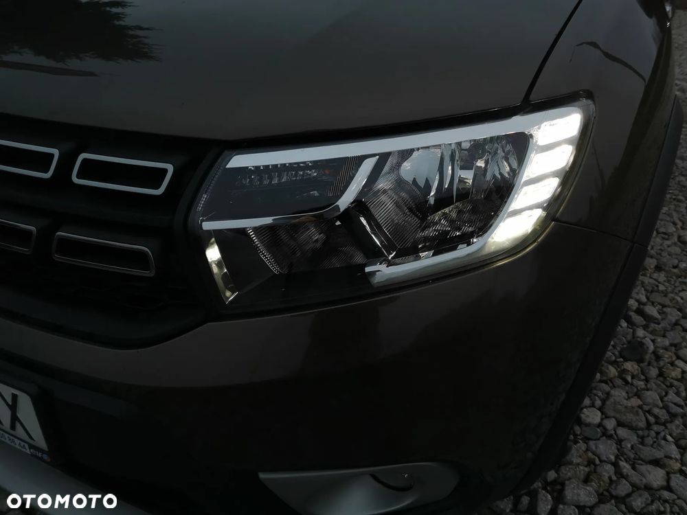 Dacia Sandero 0.9 TCe Techroad S&S - 25