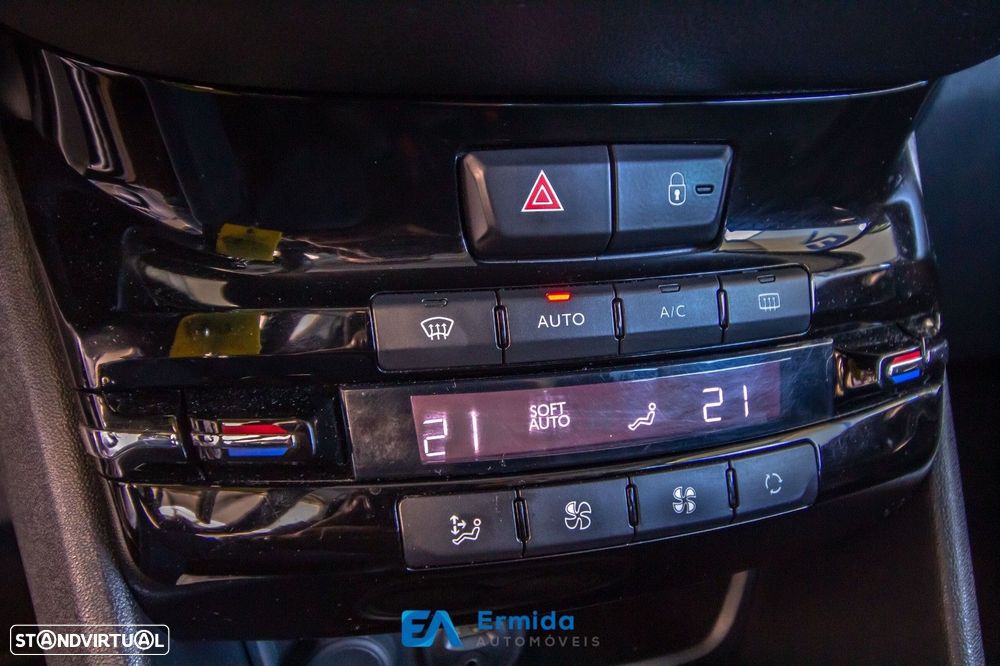 Peugeot 208 1.6 e-HDi Active - 32