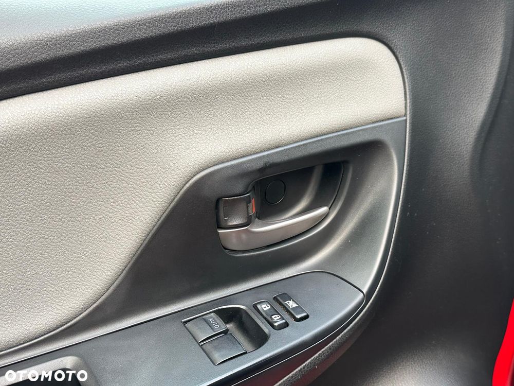 Toyota Yaris 1.33 Dynamic - 8