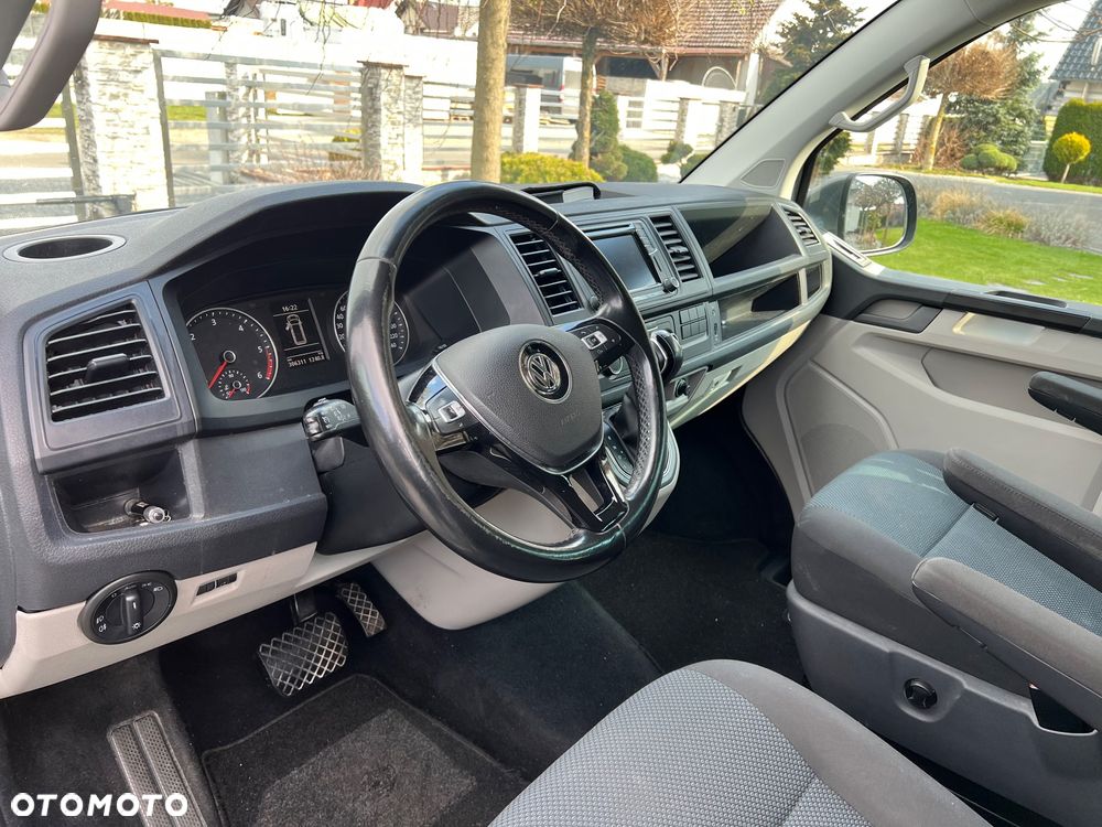 Volkswagen Transporter L2H1 DSG - 15