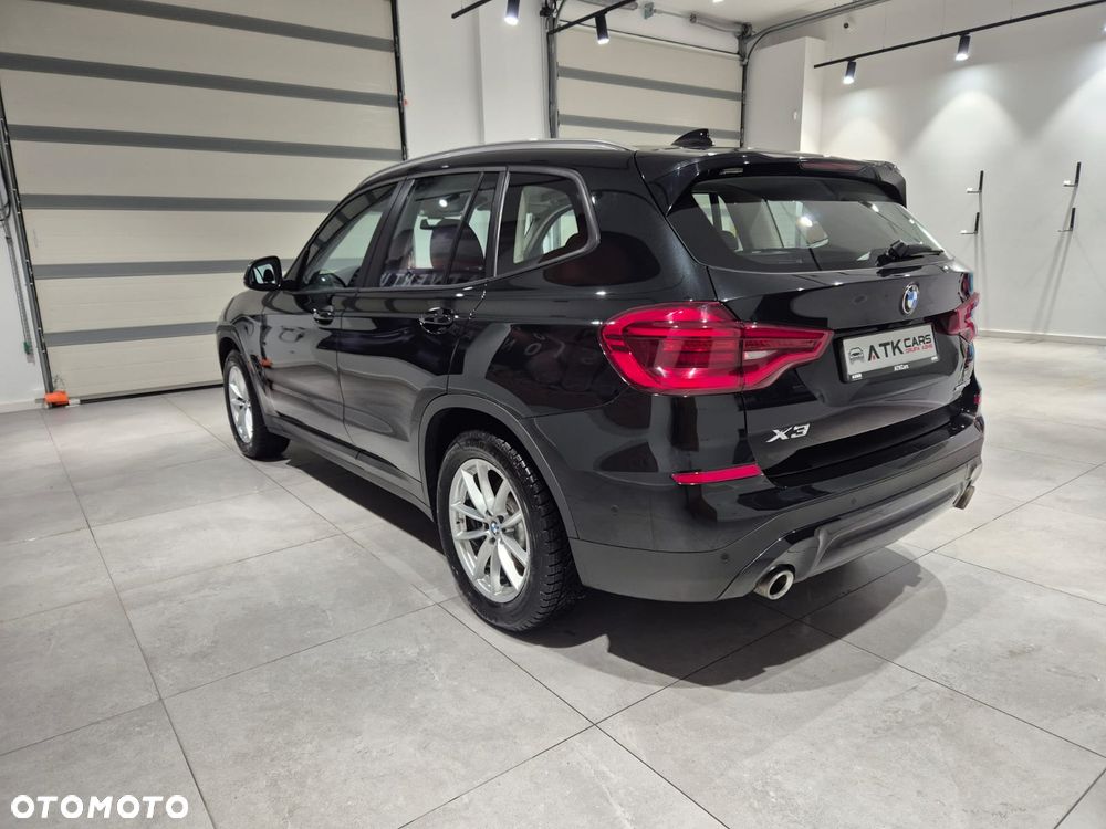 BMW X3 xDrive20i - 9
