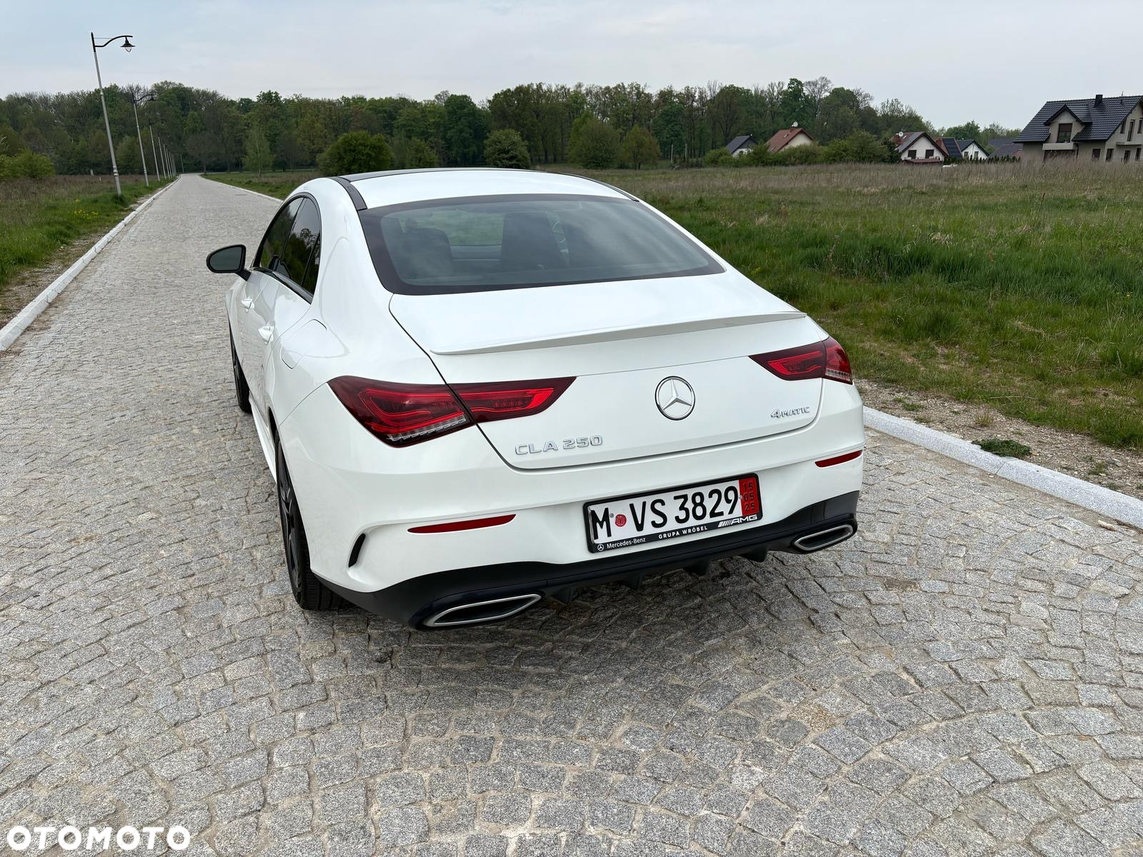 Mercedes-Benz CLA 250 4-Matic AMG Line 7G-DCT - 11