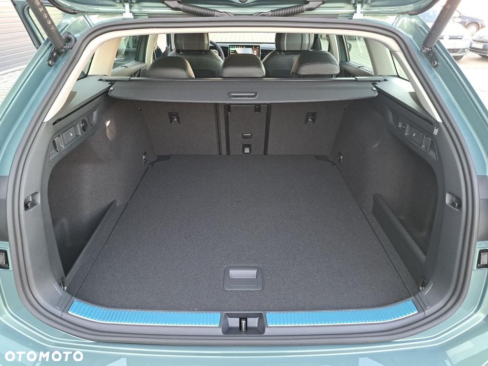 Volkswagen Passat - 17