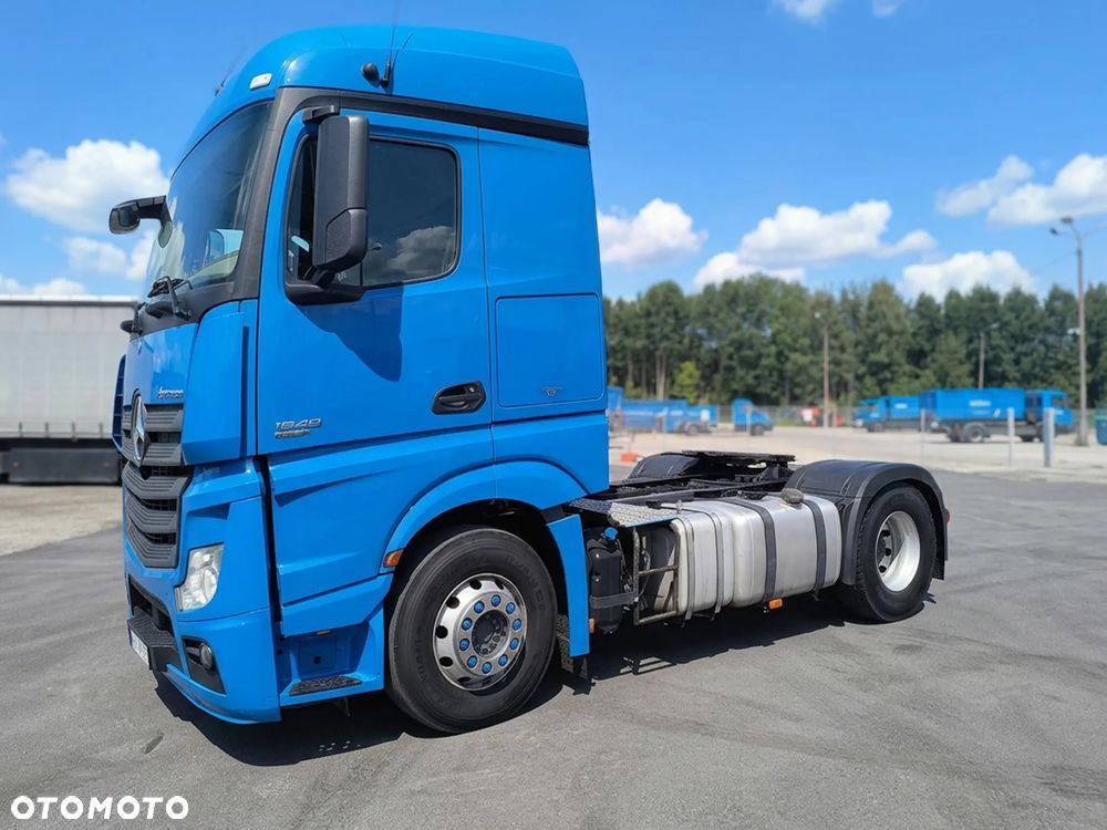 Mercedes-Benz Actros - 1