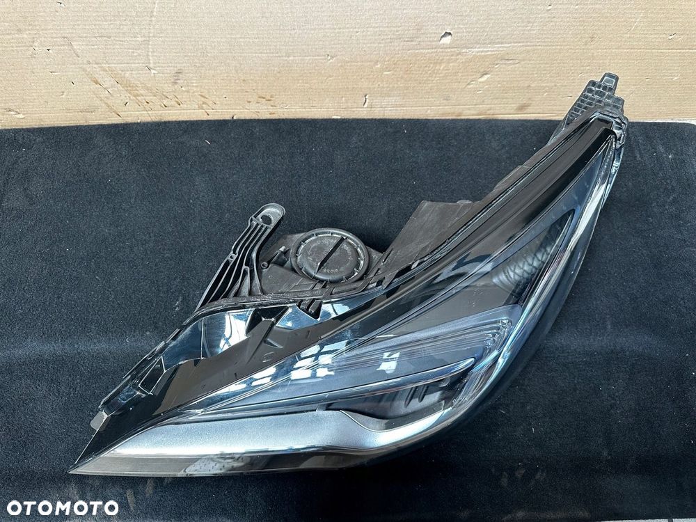 OPEL ASTRA K V ZWYKŁA SOCZEWKA LED LAMPA LEWA EUR 39047198 - 6