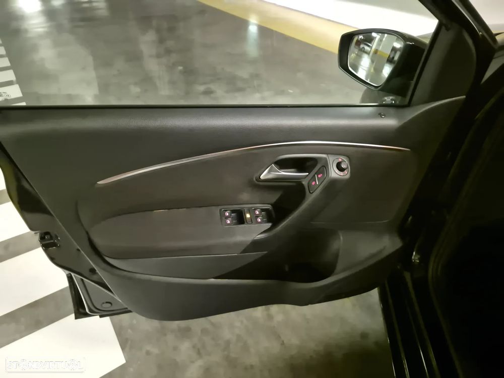 VW Polo 1.0 Confortline - 23