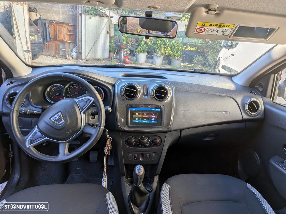 Dacia Sandero Stepway SCe 75 Essential - 13