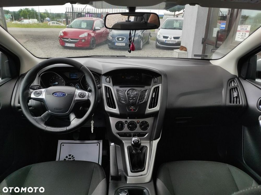 Ford Focus - 10