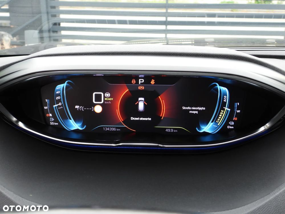 Peugeot 3008 225 e-EAT8 GT - 39