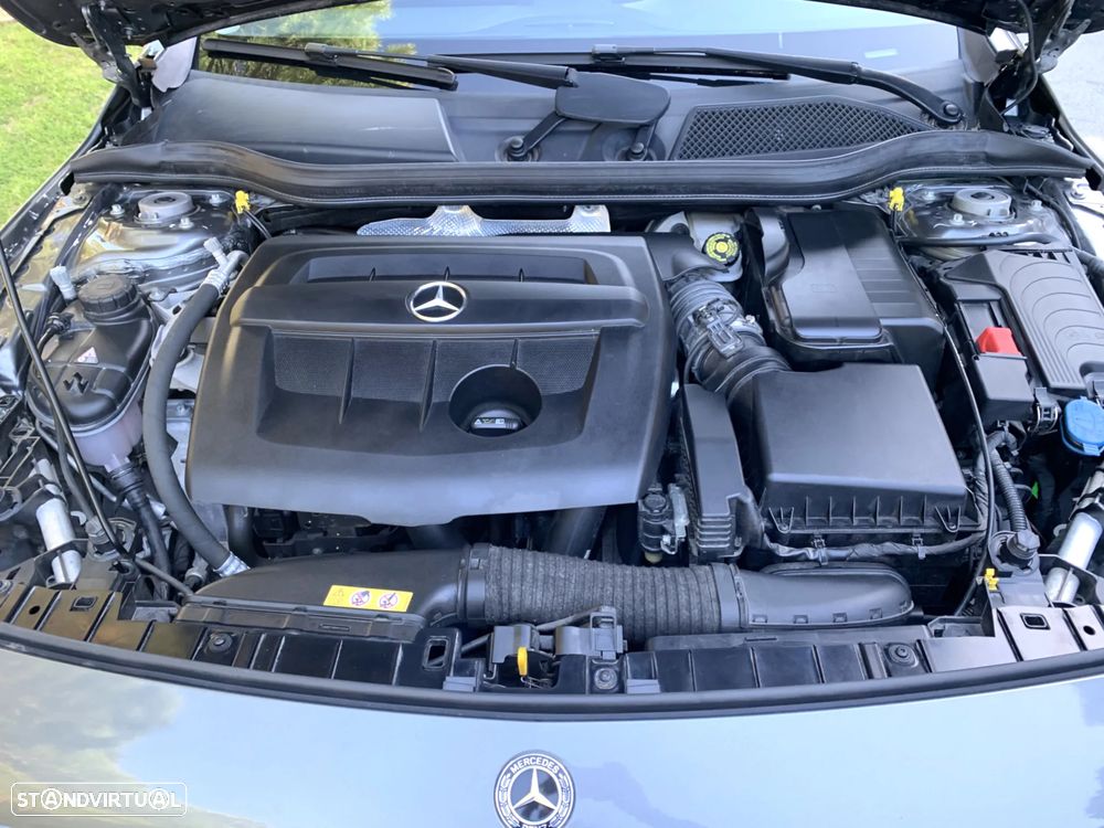 Mercedes-Benz GLA 180 d Urban - 17