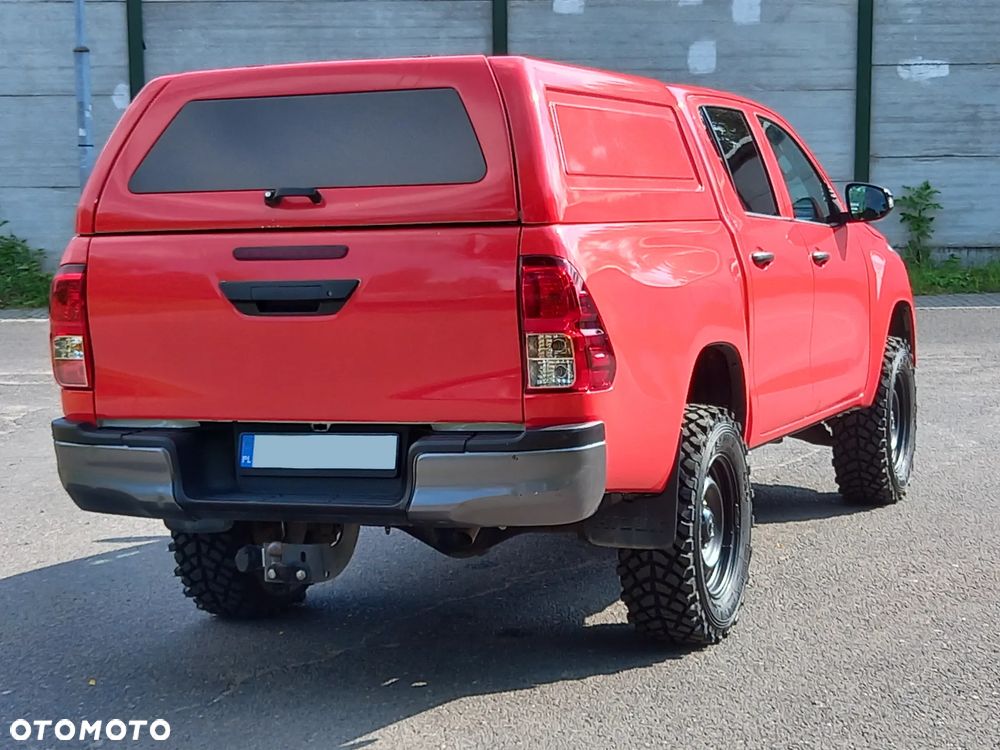 Toyota Hilux 2.4 D-4D Extra Cab DLX 4x4 - 6