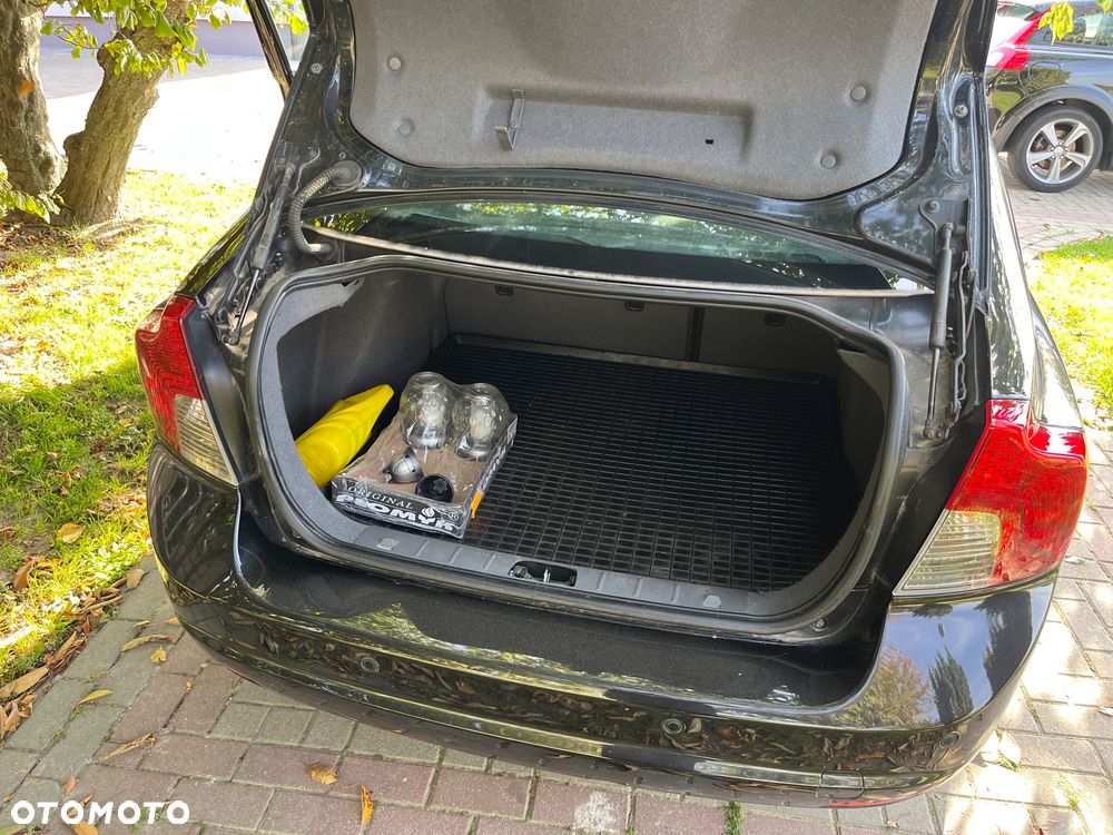 Volvo S40 - 10