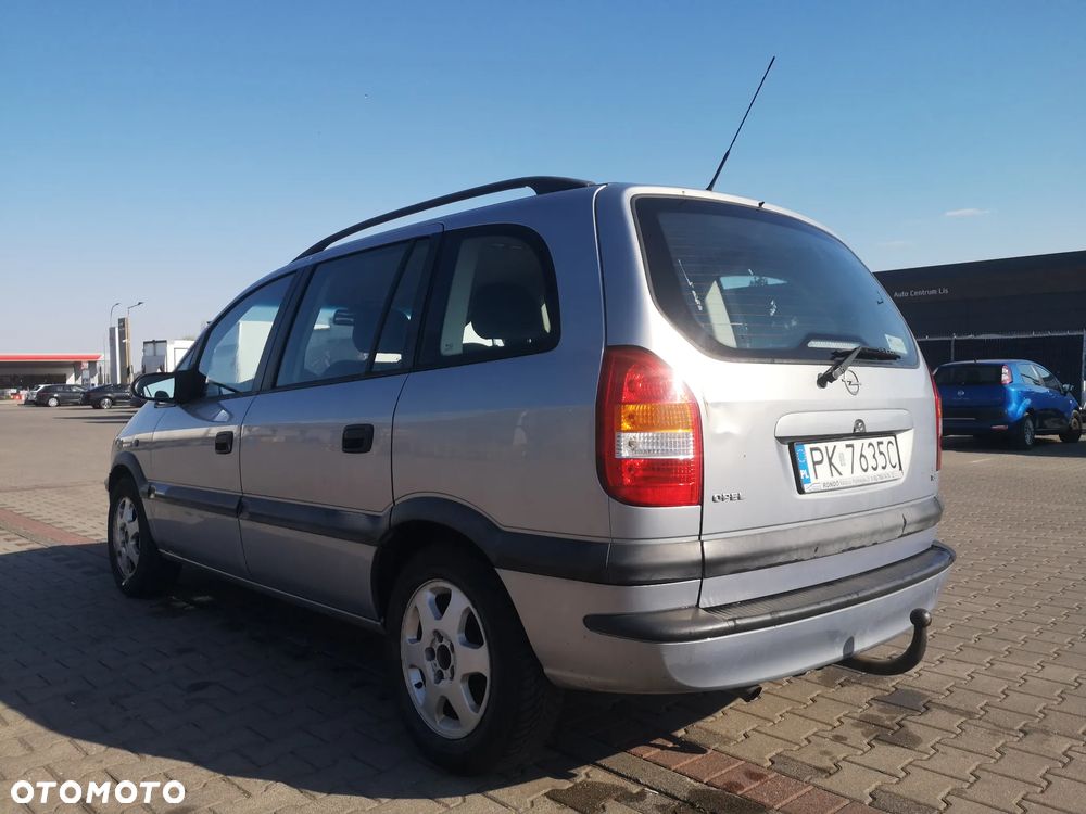 Opel Zafira 1.8 16V - 3