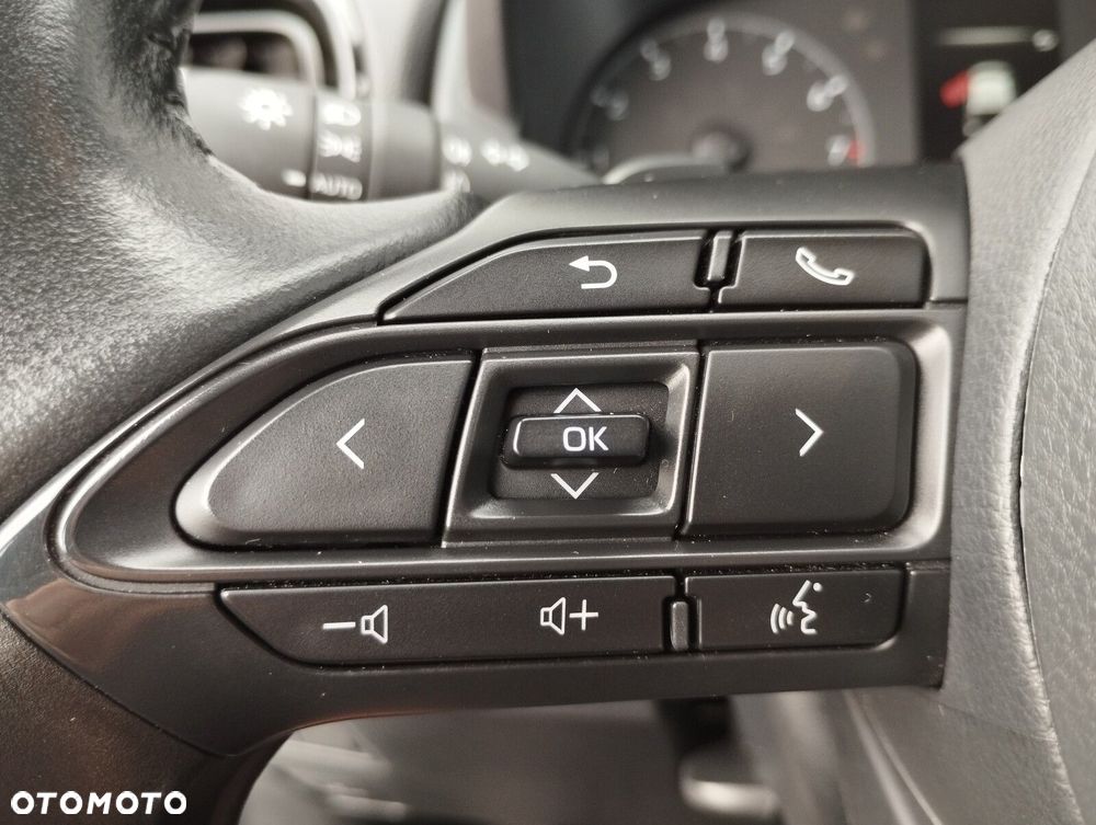 Toyota Yaris 1.5 Comfort CVT - 30
