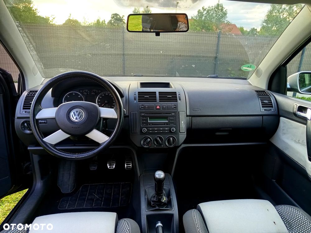 Volkswagen Polo Cross - 17