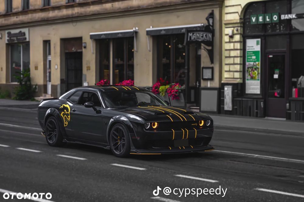 Dodge Challenger 6.4 Scat Pack Widebody - 23