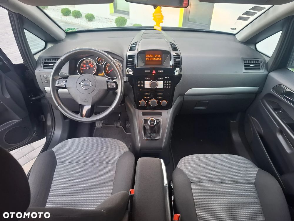 Opel Zafira 1.8 Easytronic Edition 111 Jahre - 11