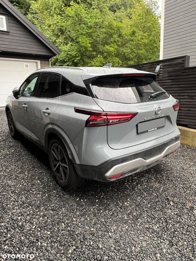 Nissan Qashqai 1.3 DIG-T MHEV 4x4 Tekna+ Xtronic - 4