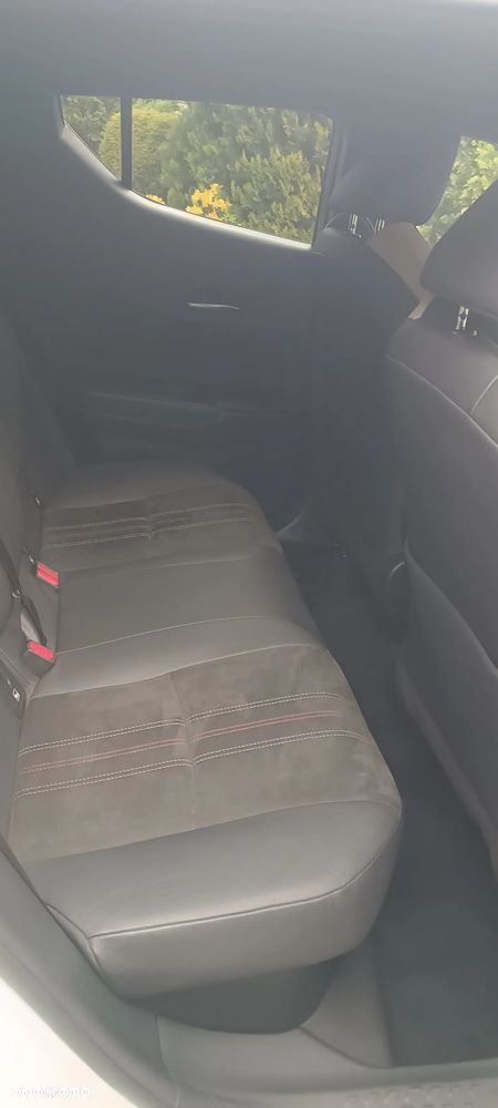 Toyota C-HR 1.8 Hybrid GPF GR Sport - 10
