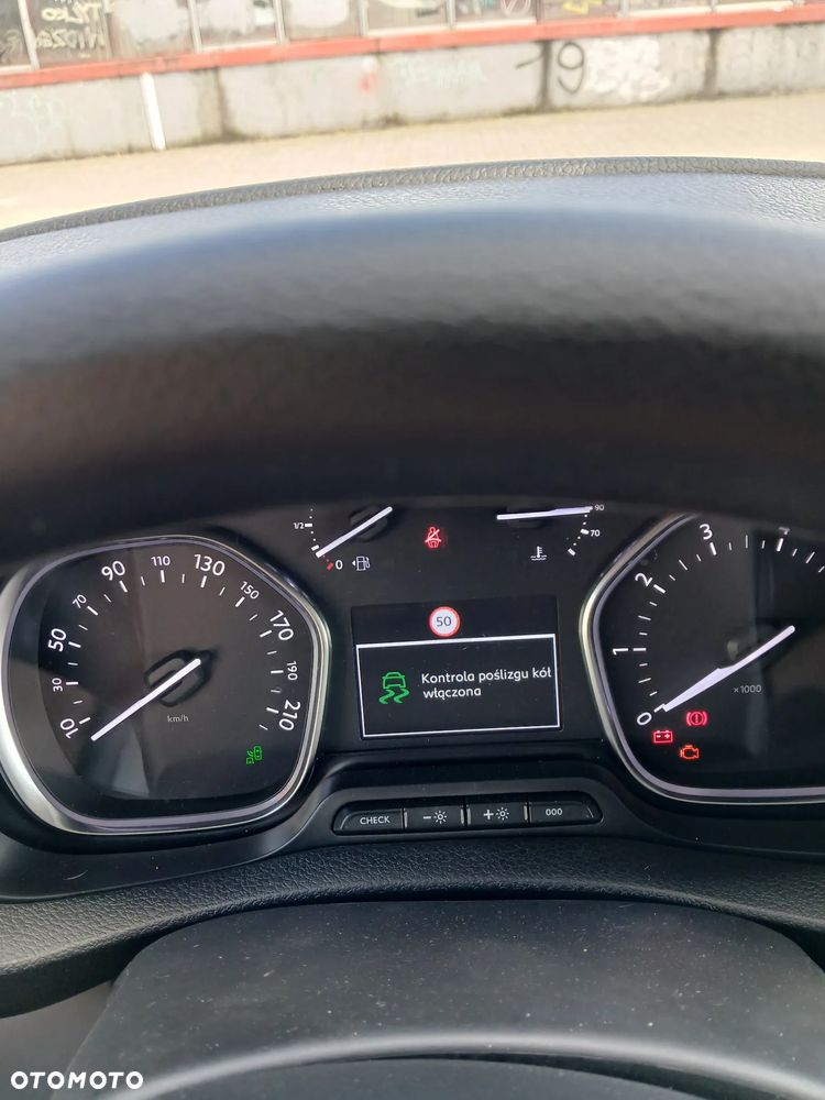Opel Vivaro - 27