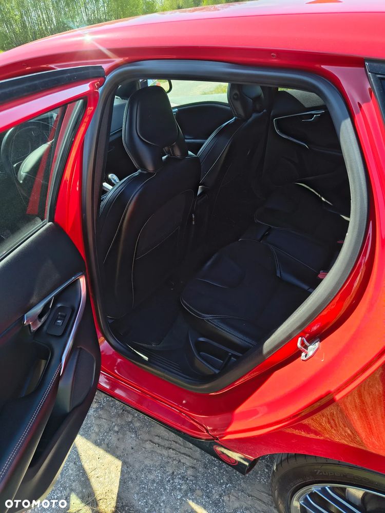 Volvo V40 T2 - 10