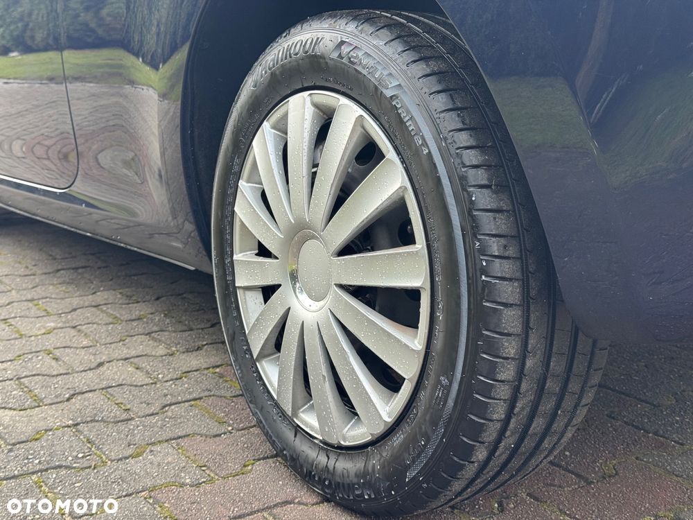 Toyota Auris 1.33 VVT-i - 16