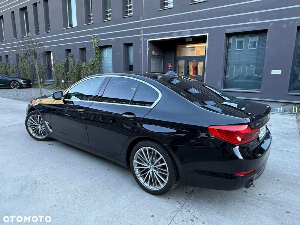 BMW Seria 5 530i xDrive Sport - 8