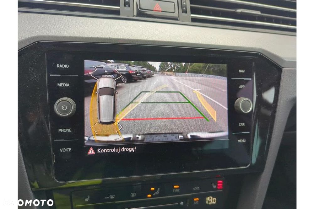 Volkswagen Passat Variant - 13