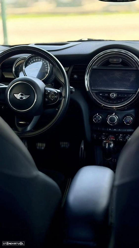 MINI 3 Portas Cooper SD - 13