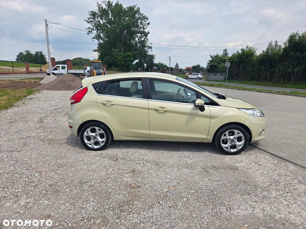 Ford Fiesta 1.3 Ghia - 3