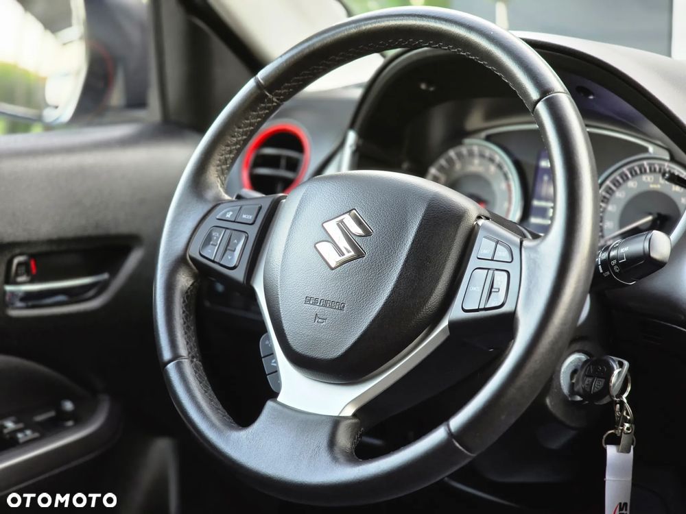 Suzuki Vitara 1.4 Boosterjet Elegance 2WD - 25