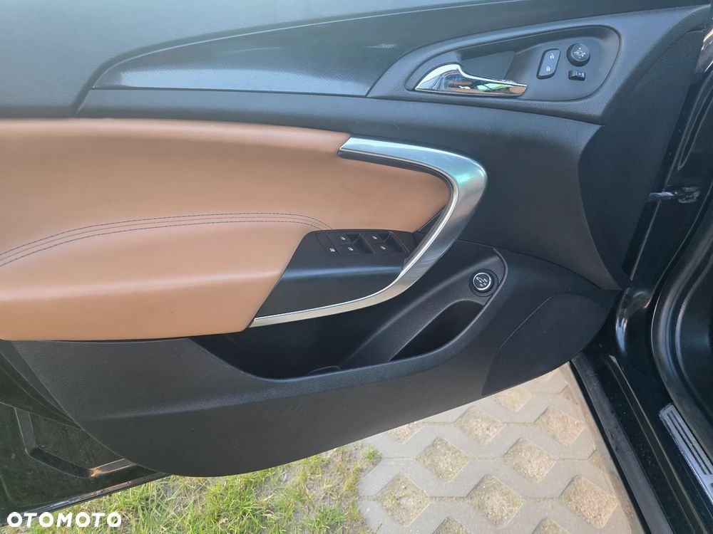 Opel Insignia - 14