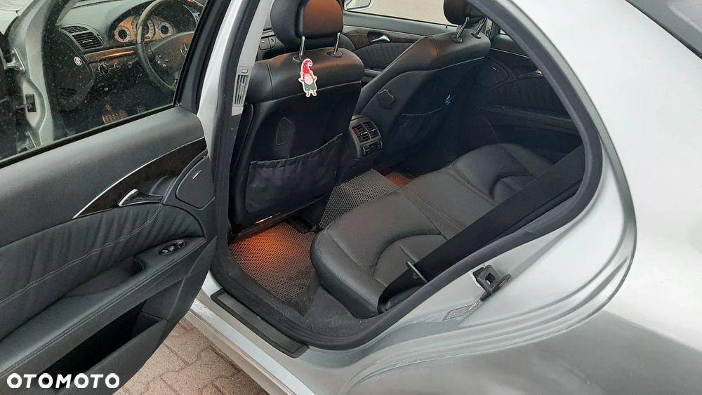 Mercedes-Benz Klasa E - 10