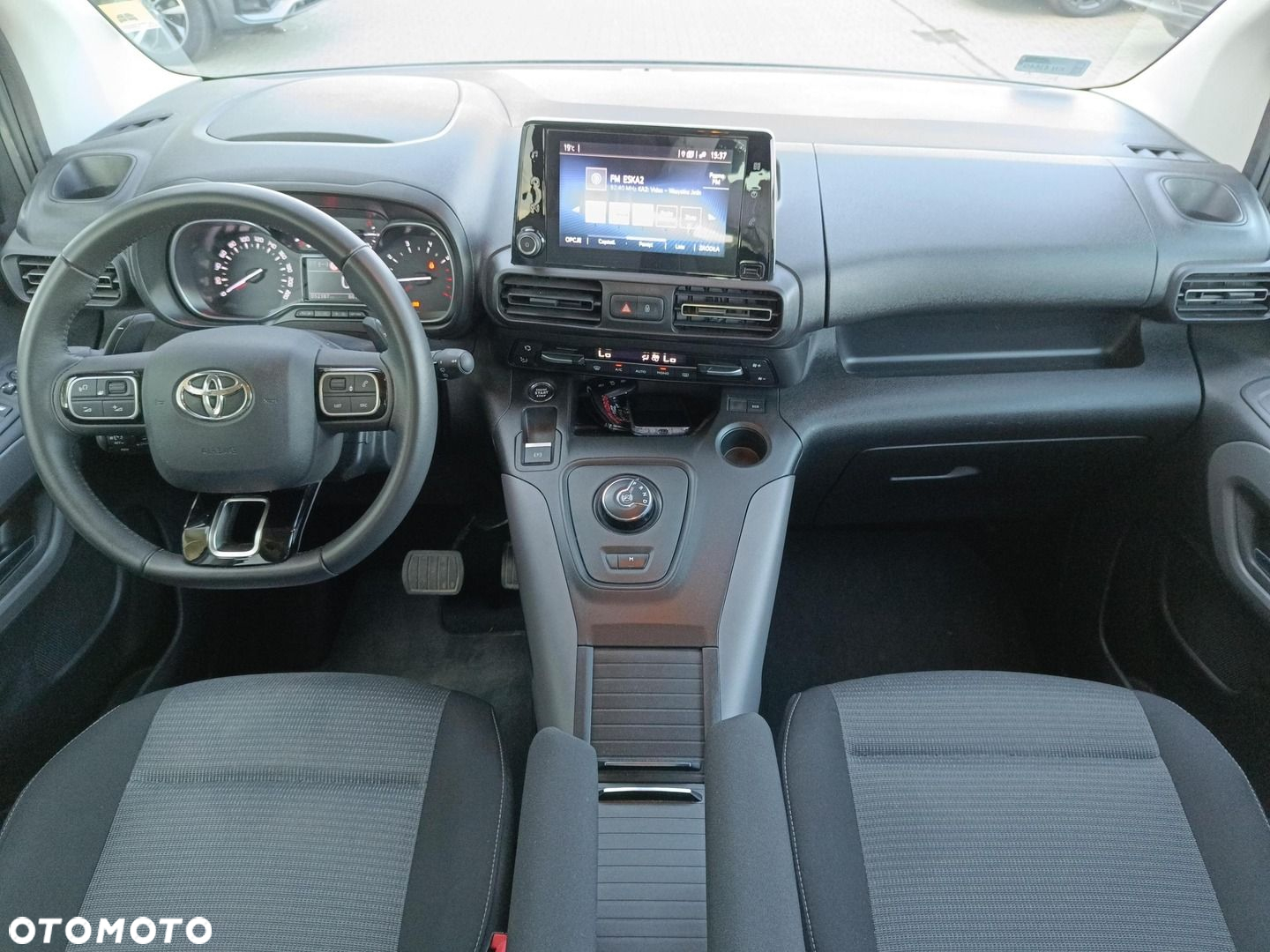 Toyota Proace City Verso 1.2 D-4T Family - 3