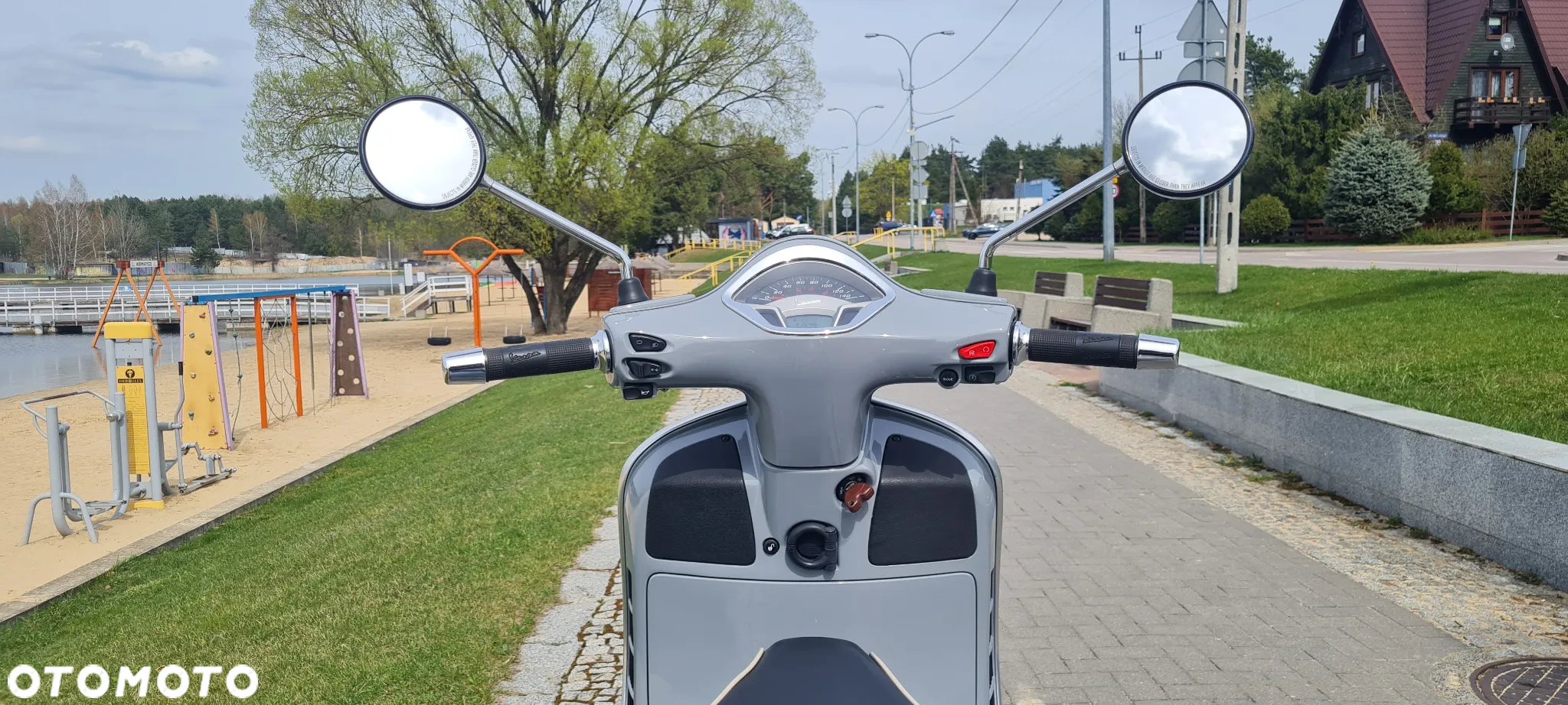 Vespa GTS - 19