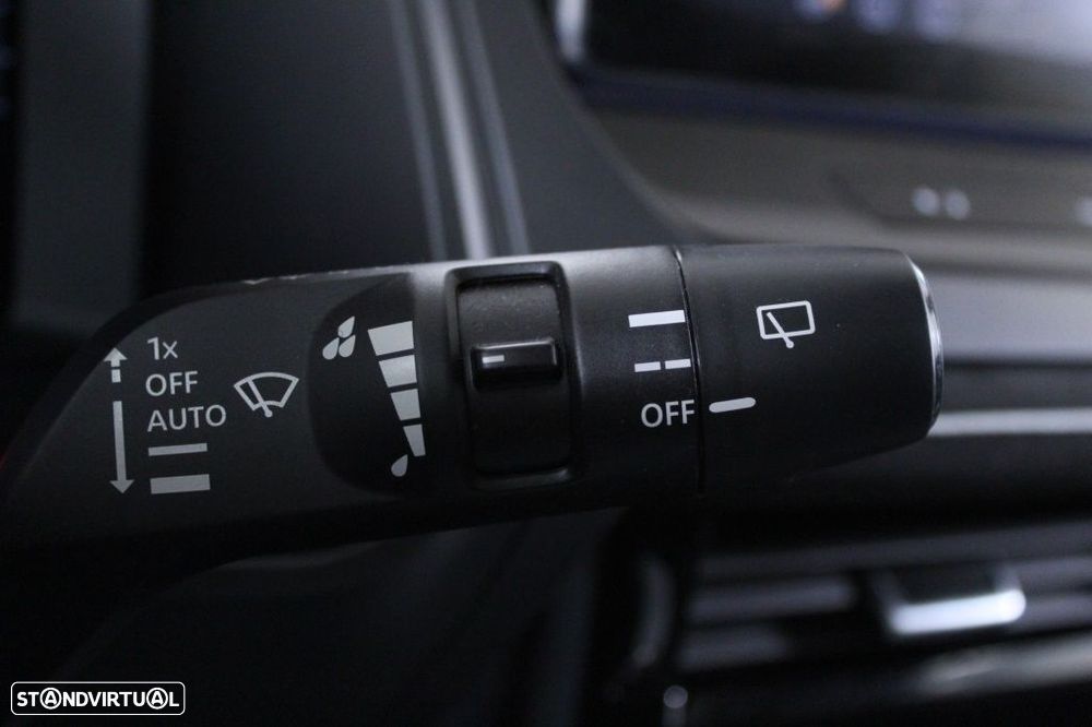 Nissan Qashqai 1.3 DIG-T Evolve Xtronic - 25