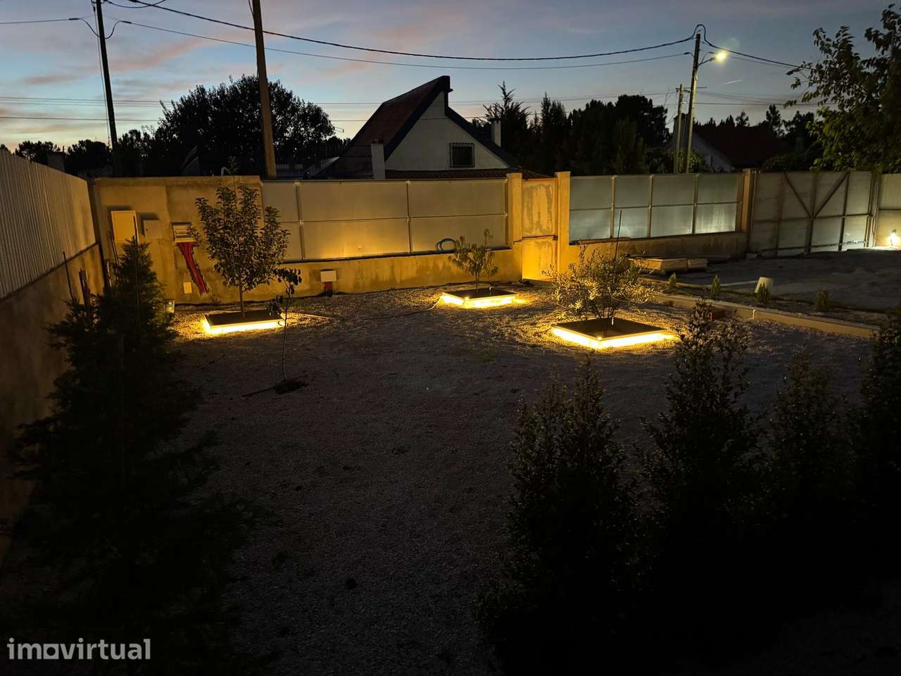 Terreno Urbano Sem Viabilidade de Construção - Grande imagem: 4/10