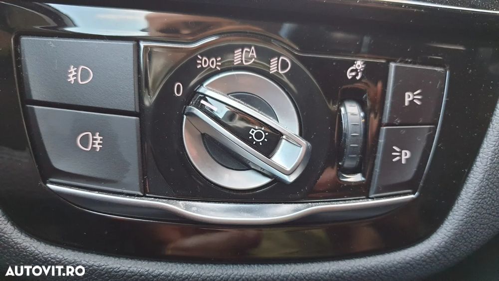 BMW Seria 5 520i Aut. Sport Line - 18