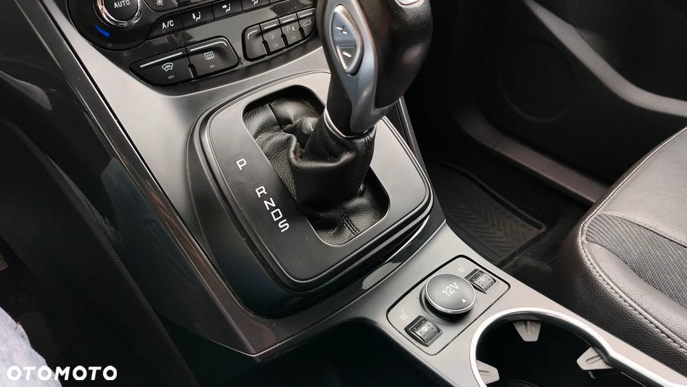 Ford Kuga 2.0 TDCi 4x4 Titanium - 10