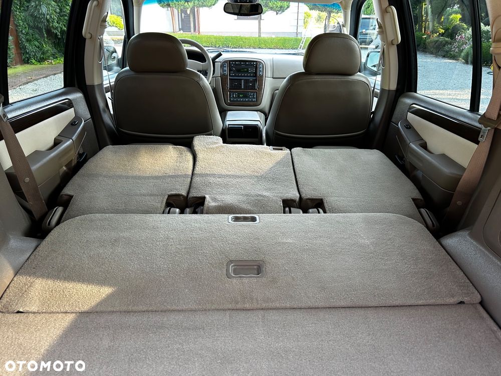 Ford Explorer 4.6 - 36