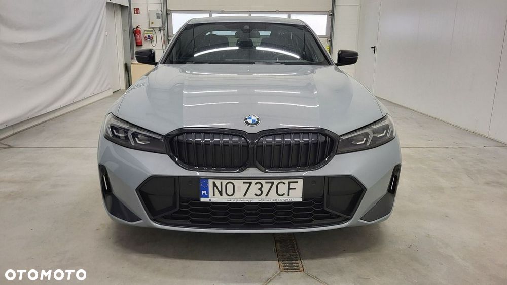 BMW Seria 3 320d xDrive mHEV M Sport - 2