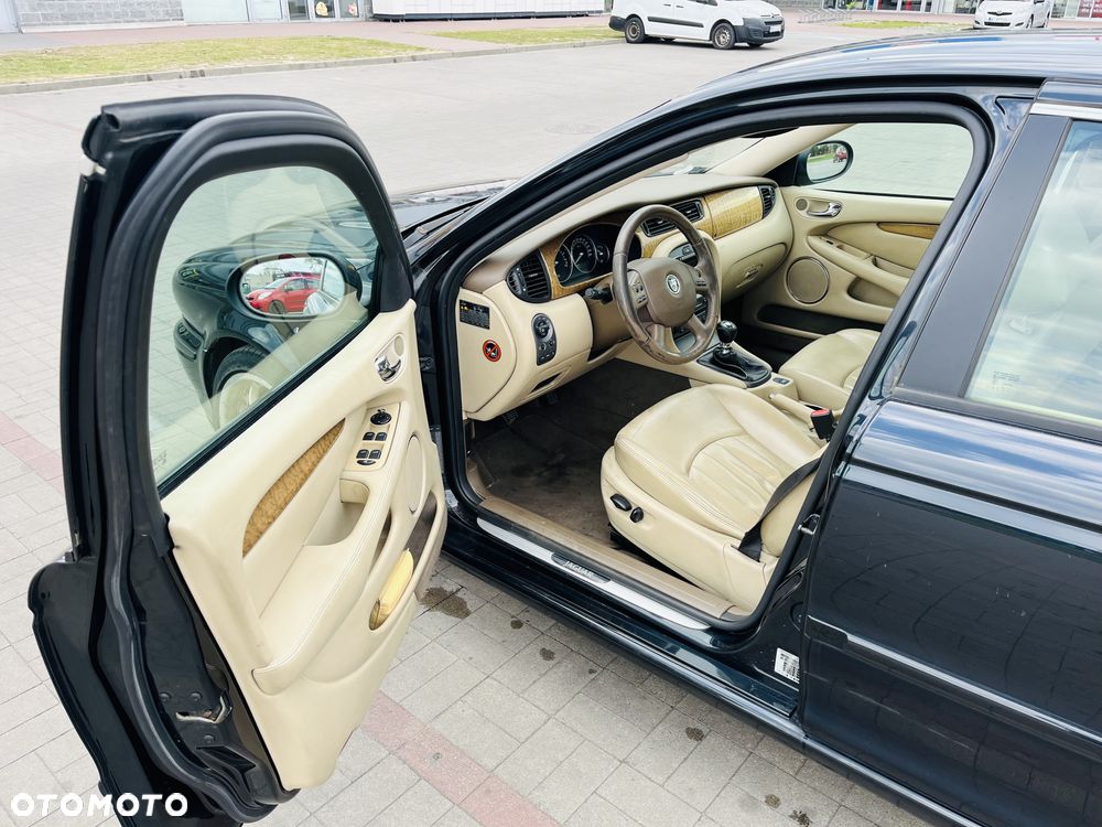 Jaguar X-Type 2.2 - 3