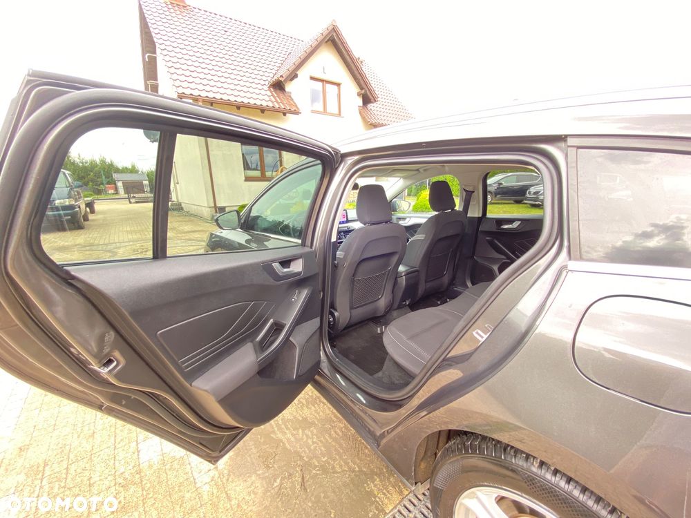 Ford Focus 1.5 EcoBlue Start-Stopp-System COOL&CONNECT - 27