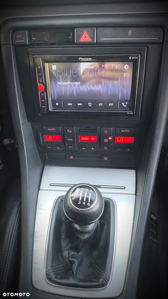 Volkswagen Touran - 20
