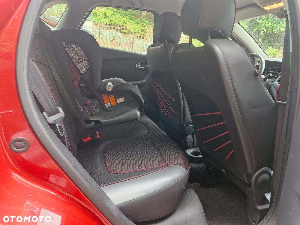 Renault Captur 1.2 TCe Helly Hansen EDC - 15